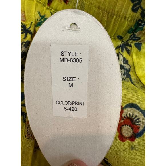 New- Boho Indie Resort Floral Print Jogger Pants – Size Medium - Picture 7 of 7